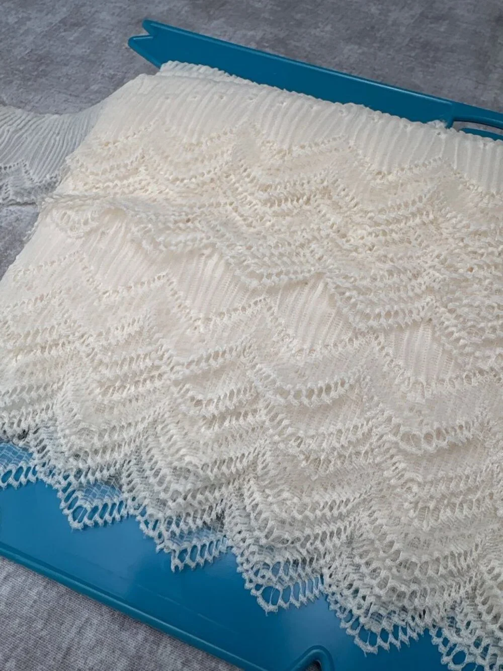 Ivory Insertion Entredeux Pleated Trim Scalloped Edge 2